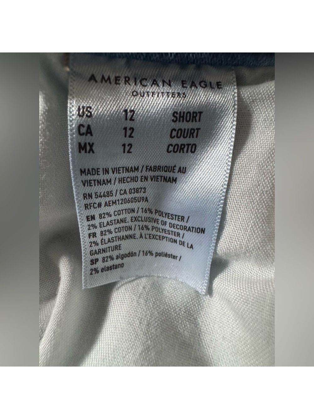 American Eagle women’s size 12 ripped jeans - Picture 5 of 8